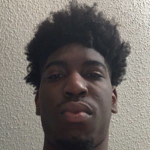 Meet your Posher, Derrick